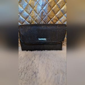 Giorgio Armani Parfum Black shiny clutch
